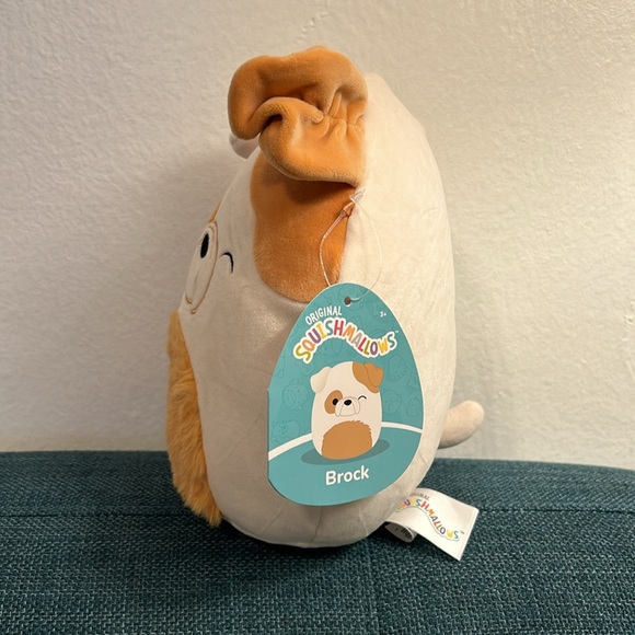 Squishmallow Brock the Bulldog - Picture 3 of 3